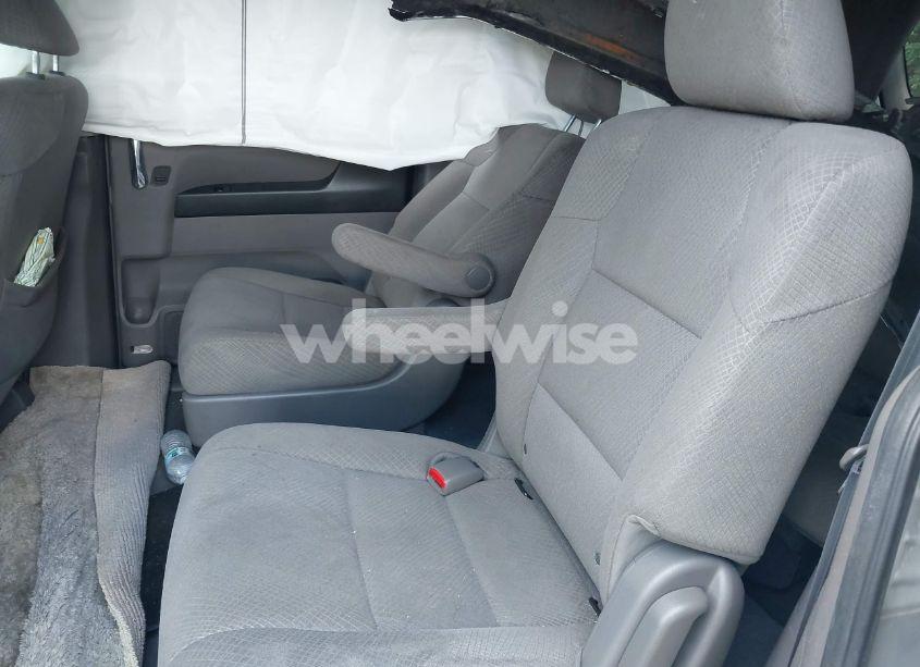 Photo 8 of 2014 Honda Odyssey LX (VIN 5FNRL5H22EB110087)
