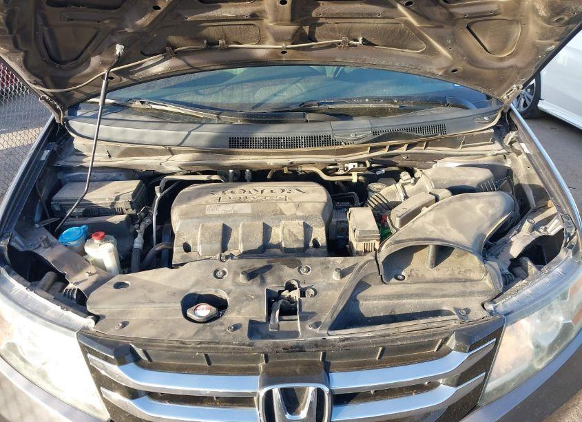 Photo 10 of 2015 Honda Odyssey LX (VIN 5FNRL5H22FB033142)