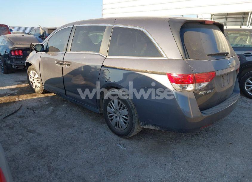 Photo 3 of 2016 Honda Odyssey LX (VIN 5FNRL5H22GB003236)