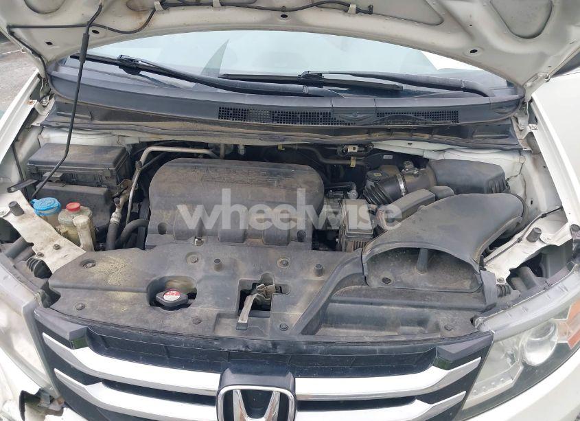 Photo 10 of 2016 Honda Odyssey LX (VIN 5FNRL5H22GB088966)