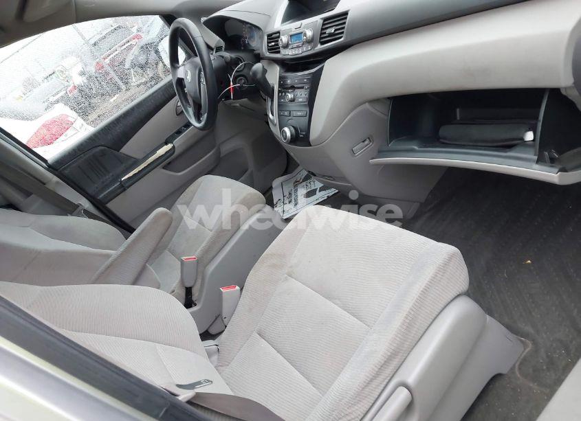 Photo 5 of 2012 Honda Odyssey LX (VIN 5FNRL5H23CB141281)