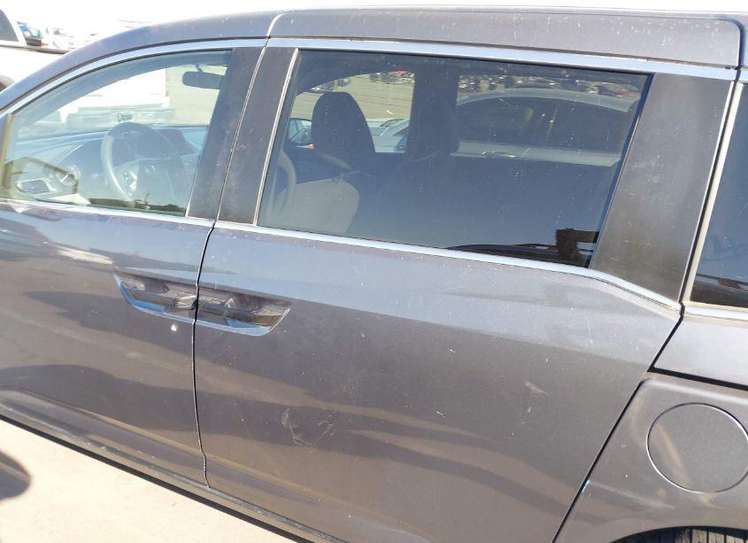 Photo 14 of 2013 Honda Odyssey LX (VIN 5FNRL5H23DB039108)