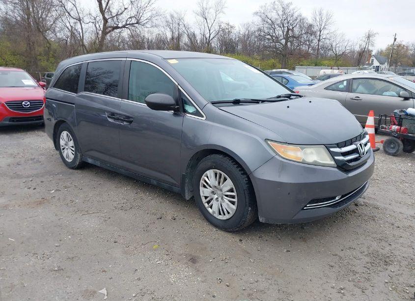 2014 Honda Odyssey LX (VIN 5FNRL5H23EB070733) main photo