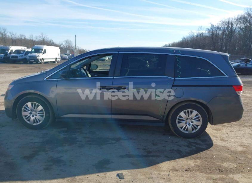 Photo 14 of 2016 Honda Odyssey LX (VIN 5FNRL5H23GB156532)