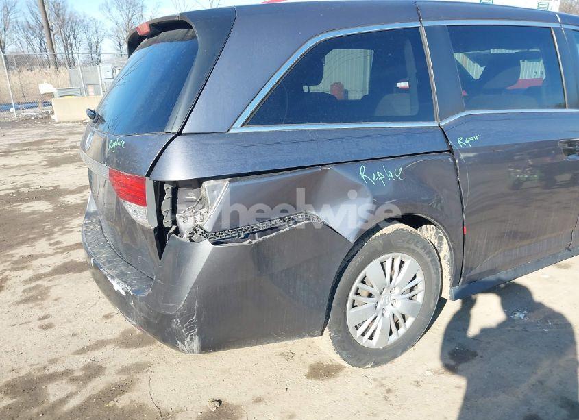 Photo 6 of 2016 Honda Odyssey LX (VIN 5FNRL5H23GB156532)