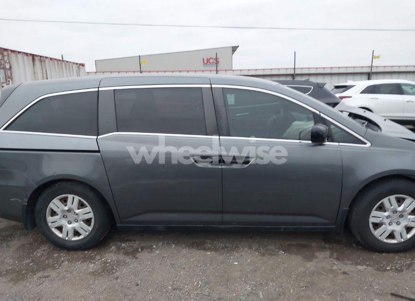 Photo 14 of 2013 Honda Odyssey LX (VIN 5FNRL5H24DB042230)