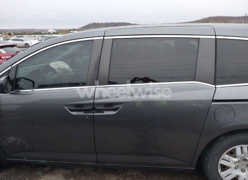 Photo 15 of 2013 Honda Odyssey LX (VIN 5FNRL5H24DB042230)