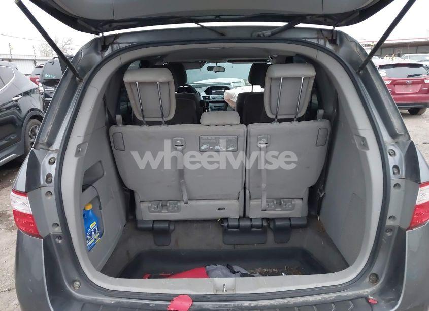 Photo 8 of 2013 Honda Odyssey LX (VIN 5FNRL5H24DB042230)