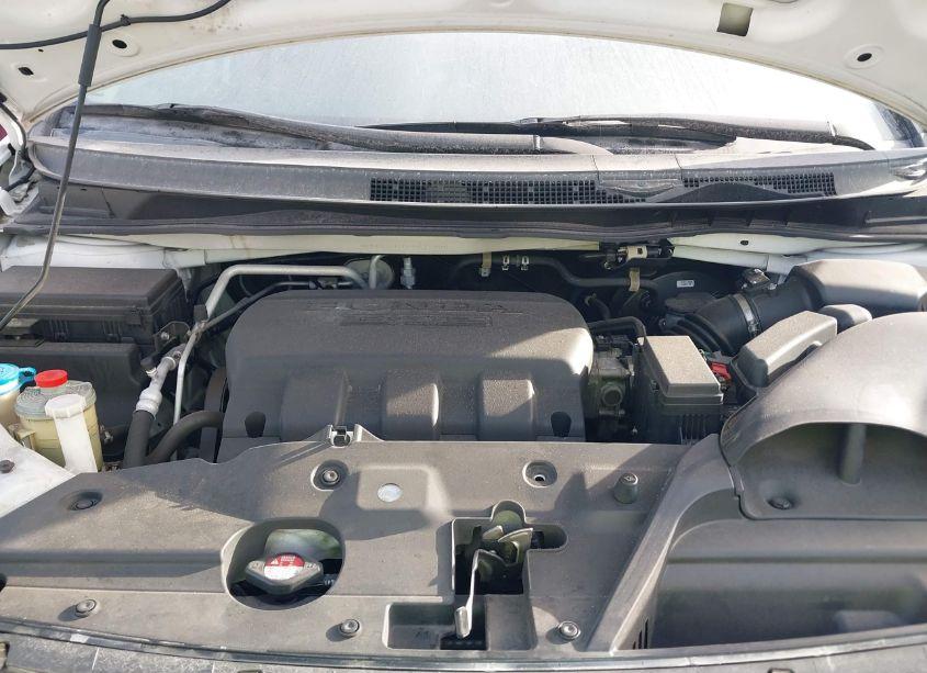 Photo 10 of 2013 Honda Odyssey LX (VIN 5FNRL5H24DB071906)