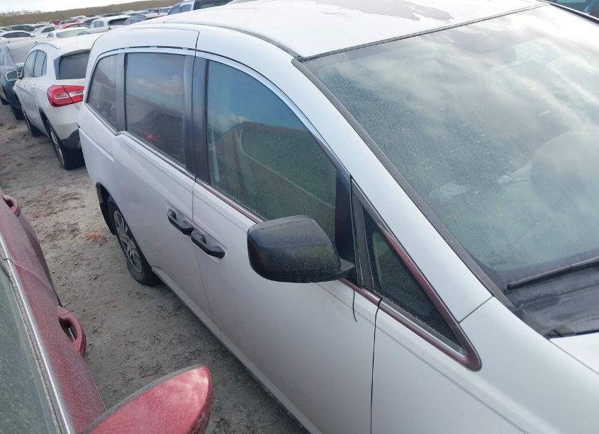 Photo 13 of 2013 Honda Odyssey LX (VIN 5FNRL5H24DB071906)