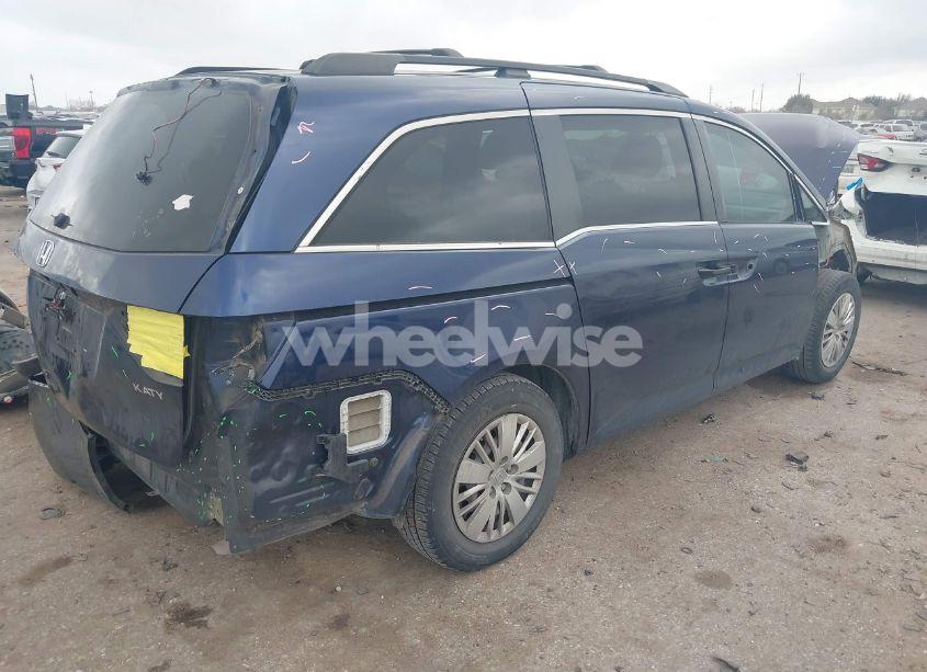 Photo 4 of 2016 Honda Odyssey LX (VIN 5FNRL5H24GB119098)