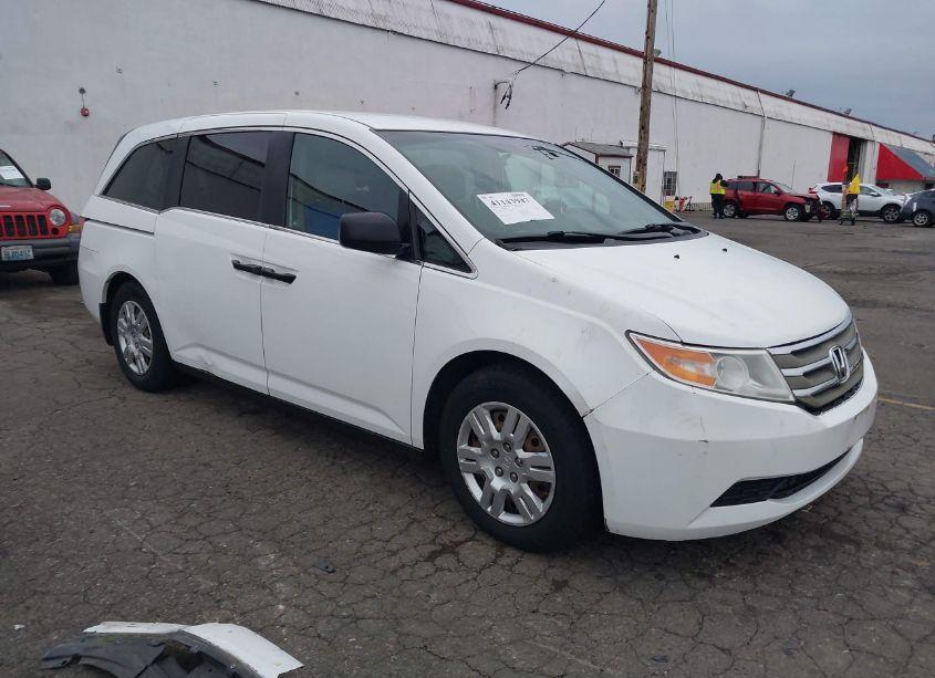 2011 Honda Odyssey LX (VIN 5FNRL5H25BB017169) main photo