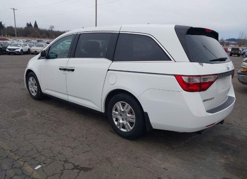 Photo 3 of 2011 Honda Odyssey LX (VIN 5FNRL5H25BB017169)