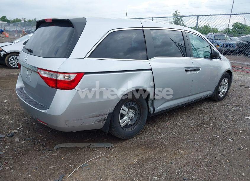 Photo 4 of 2011 Honda Odyssey LX (VIN 5FNRL5H25BB040287)