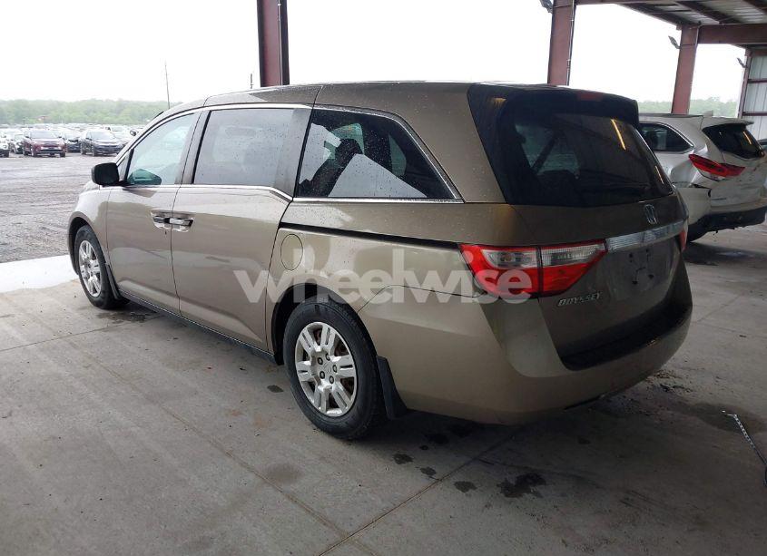 Photo 3 of 2012 Honda Odyssey LX (VIN 5FNRL5H25CB132727)