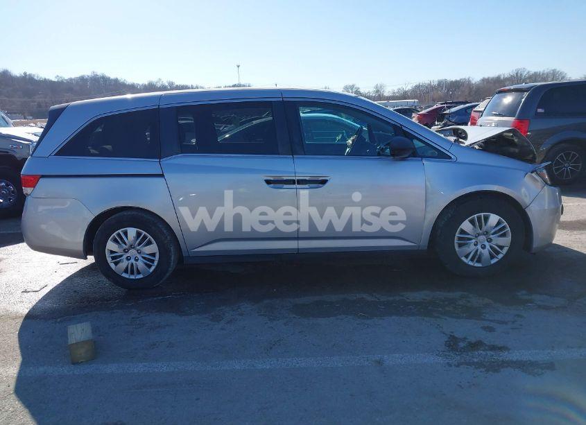 Photo 13 of 2015 Honda Odyssey LX (VIN 5FNRL5H25FB081704)