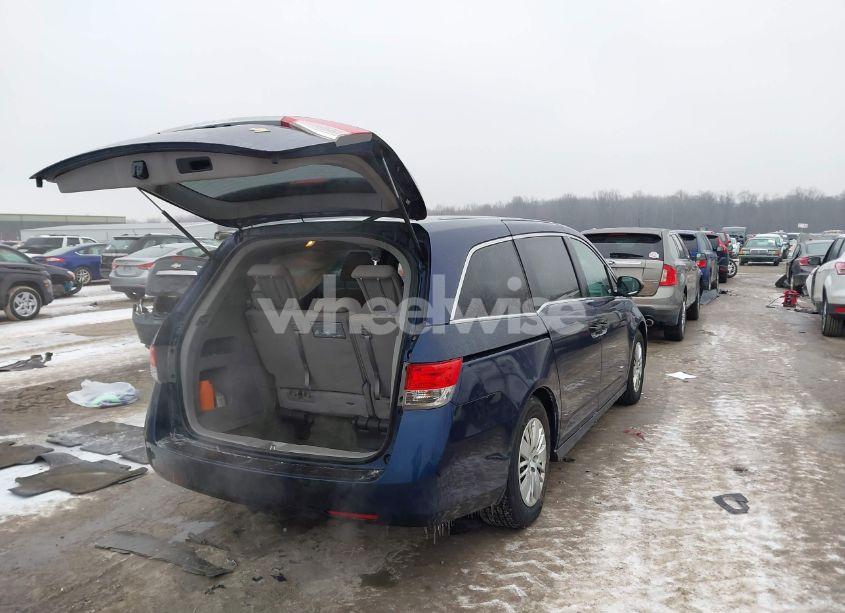 Photo 4 of 2015 Honda Odyssey LX (VIN 5FNRL5H25FB112367)