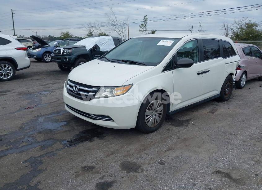 Photo 2 of 2016 Honda Odyssey LX (VIN 5FNRL5H25GB052446)