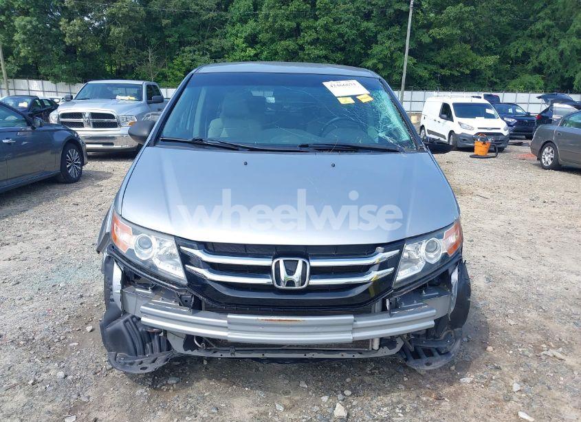 Photo 13 of 2016 Honda Odyssey LX (VIN 5FNRL5H25GB105727)