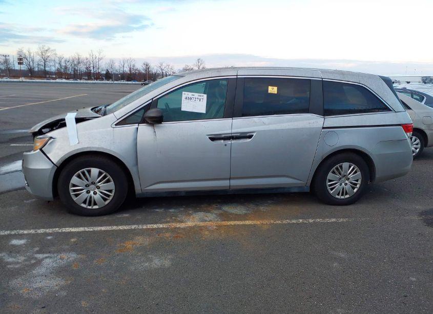 Photo 14 of 2014 Honda Odyssey LX (VIN 5FNRL5H26EB053277)