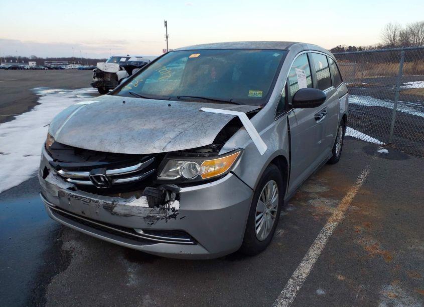 Photo 2 of 2014 Honda Odyssey LX (VIN 5FNRL5H26EB053277)
