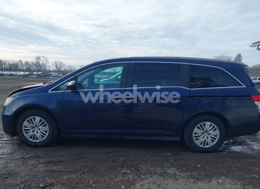 Photo 14 of 2014 Honda Odyssey LX (VIN 5FNRL5H26EB100095)