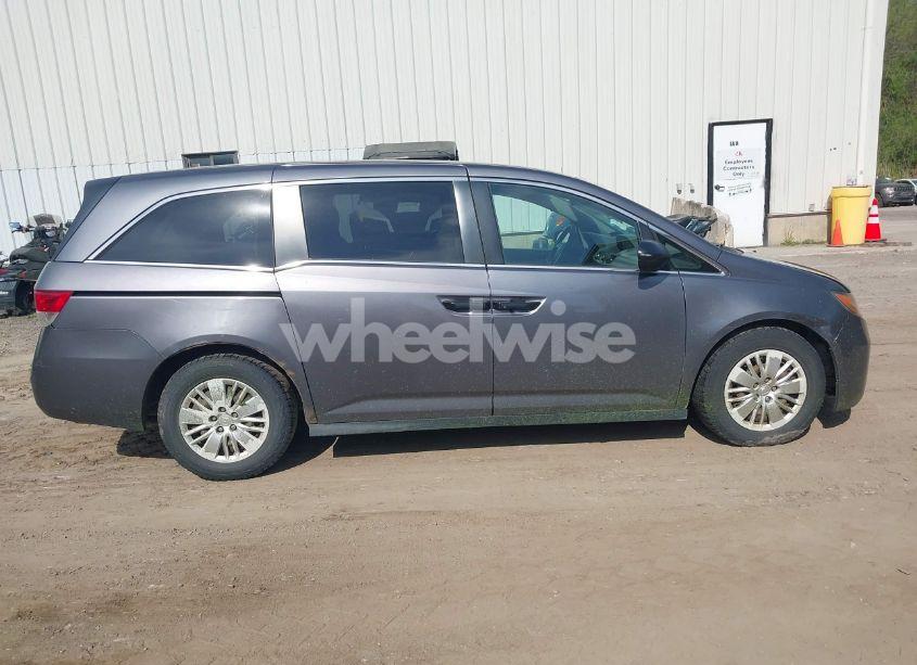 Photo 13 of 2014 Honda Odyssey LX (VIN 5FNRL5H26EB115406)