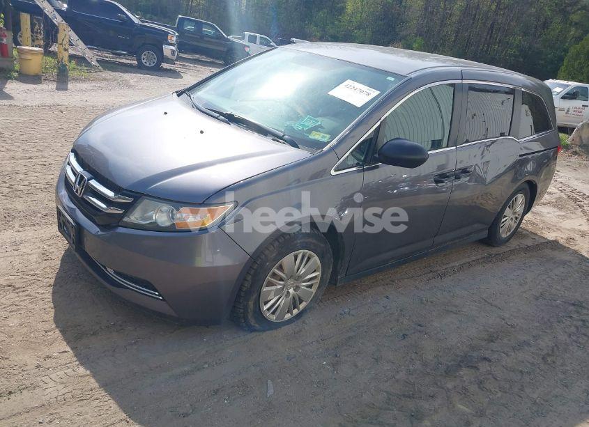 Photo 2 of 2014 Honda Odyssey LX (VIN 5FNRL5H26EB115406)