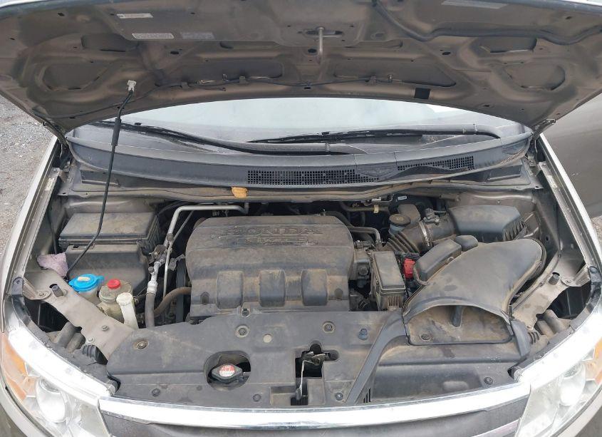 Photo 10 of 2013 Honda Odyssey LX (VIN 5FNRL5H27DB063864)