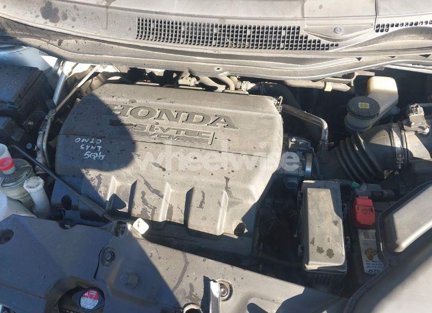 Photo 10 of 2013 Honda Odyssey LX (VIN 5FNRL5H27DB072872)