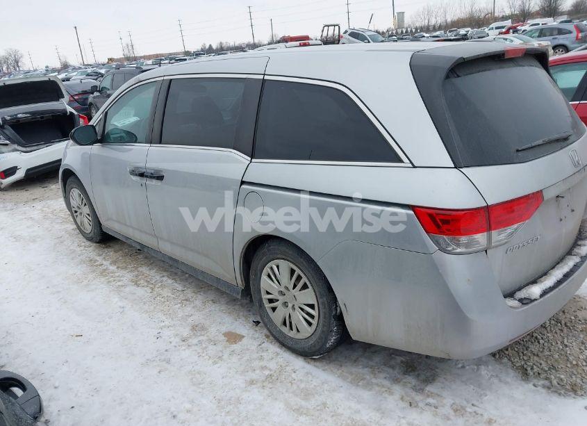 Photo 3 of 2014 Honda Odyssey LX (VIN 5FNRL5H27EB006176)