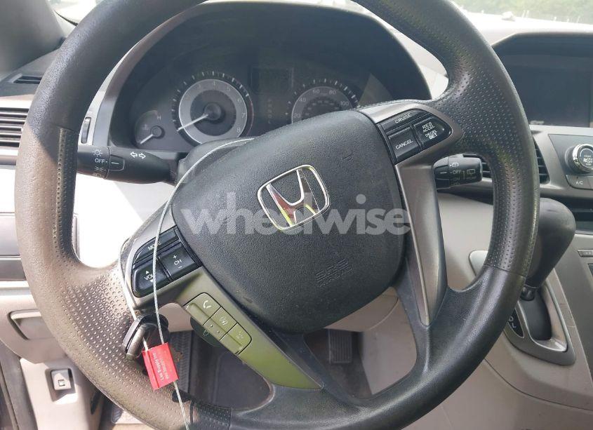 Photo 11 of 2014 Honda Odyssey LX (VIN 5FNRL5H27EB007683)