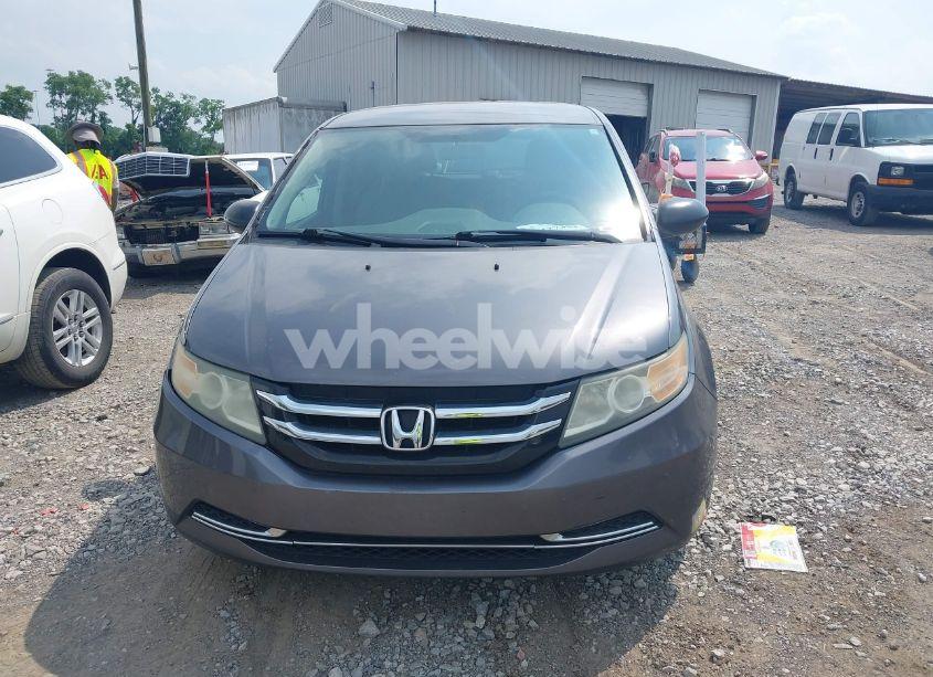 Photo 12 of 2014 Honda Odyssey LX (VIN 5FNRL5H27EB007683)