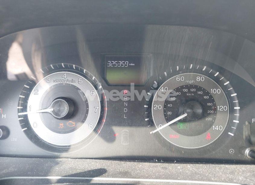 Photo 7 of 2014 Honda Odyssey LX (VIN 5FNRL5H27EB007683)