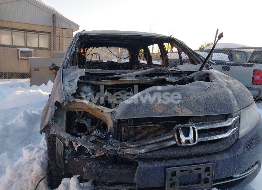 Photo 6 of 2014 Honda Odyssey LX (VIN 5FNRL5H27EB110733)