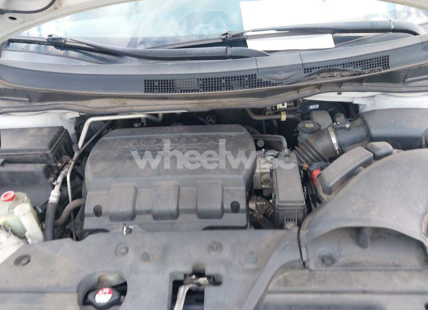 Photo 10 of 2014 Honda Odyssey LX (VIN 5FNRL5H27EB114460)