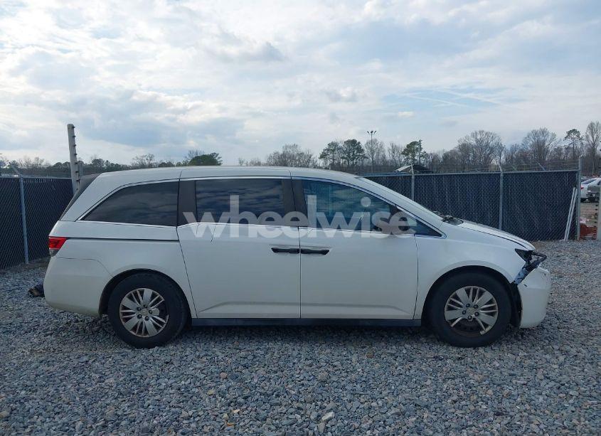 Photo 13 of 2014 Honda Odyssey LX (VIN 5FNRL5H27EB114460)
