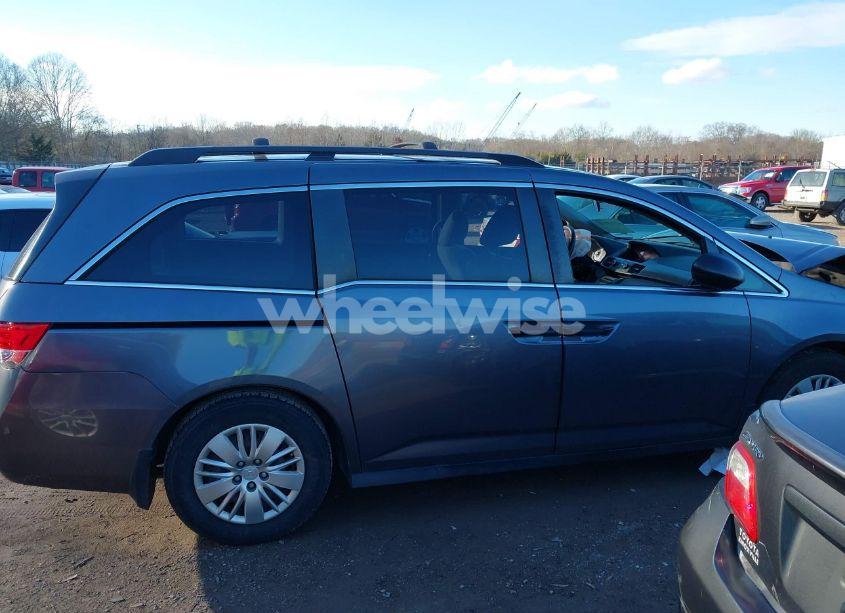 Photo 13 of 2015 Honda Odyssey LX (VIN 5FNRL5H27FB041138)