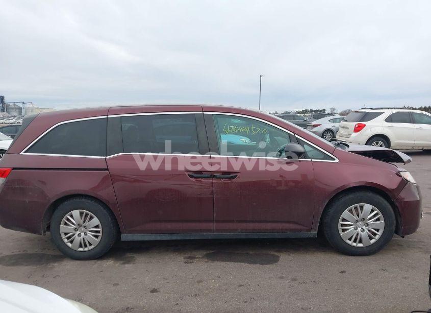 Photo 13 of 2016 Honda Odyssey LX (VIN 5FNRL5H27GB135909)