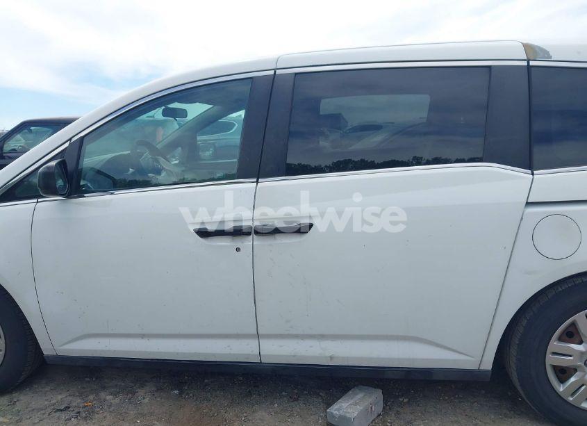 Photo 14 of 2012 Honda Odyssey LX (VIN 5FNRL5H28CB096385)