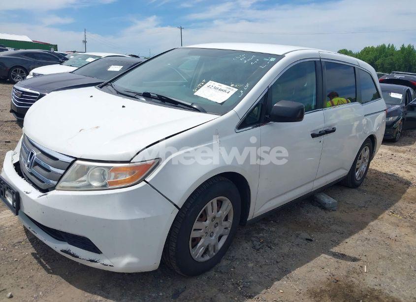 Photo 2 of 2012 Honda Odyssey LX (VIN 5FNRL5H28CB096385)
