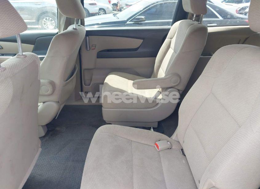 Photo 8 of 2012 Honda Odyssey LX (VIN 5FNRL5H28CB096385)