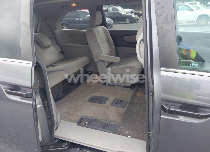 Photo 8 of 2012 Honda Odyssey LX (VIN 5FNRL5H28CB114819)