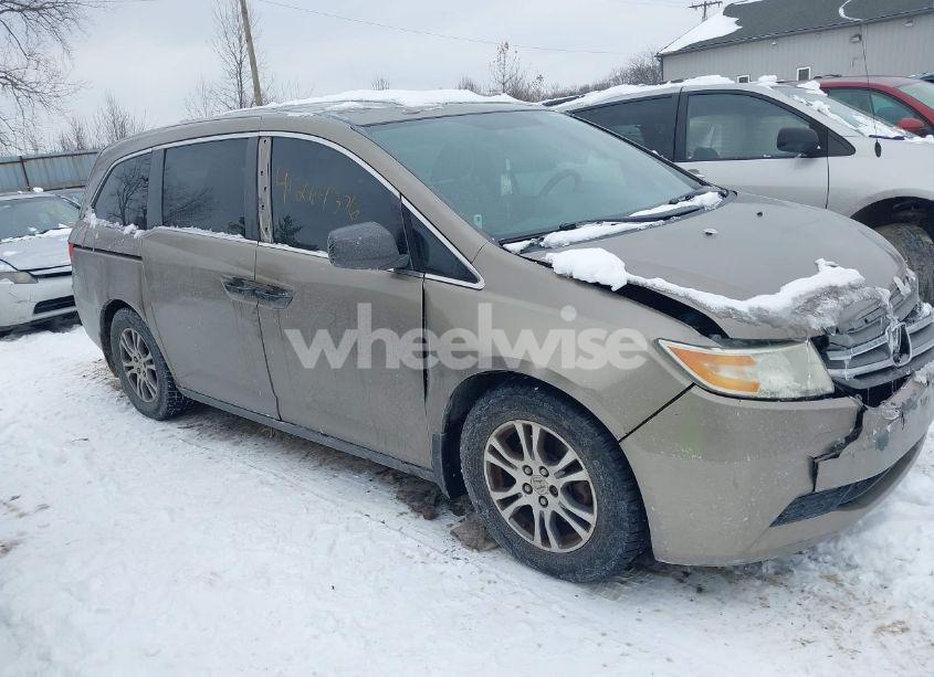 Photo 13 of 2013 Honda Odyssey LX (VIN 5FNRL5H28DB037080)