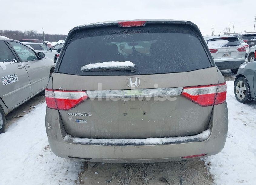 Photo 16 of 2013 Honda Odyssey LX (VIN 5FNRL5H28DB037080)