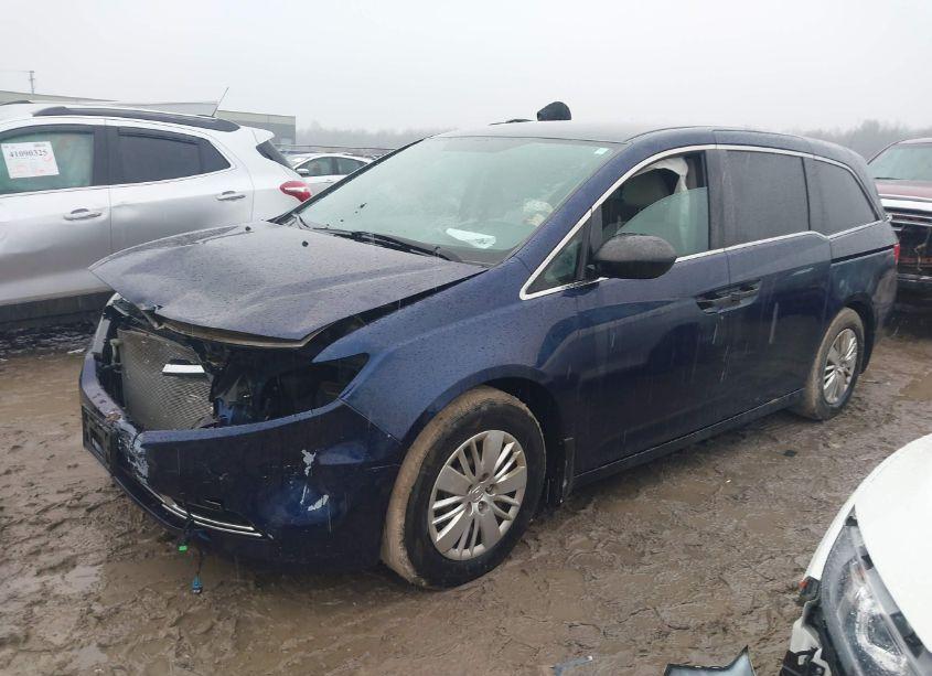 Photo 2 of 2014 Honda Odyssey LX (VIN 5FNRL5H28EB110711)
