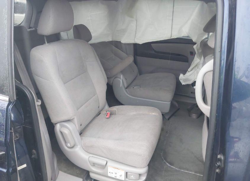 Photo 8 of 2014 Honda Odyssey LX (VIN 5FNRL5H28EB110711)