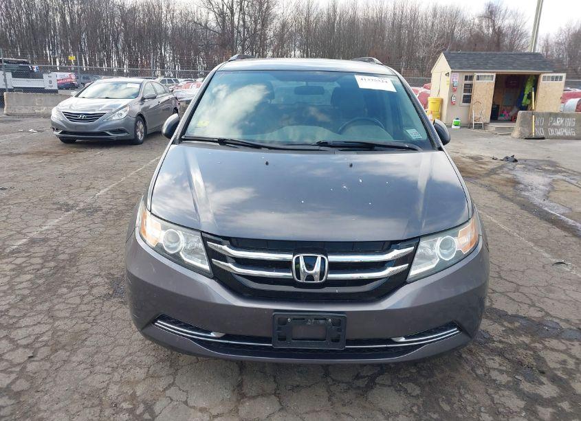 Photo 6 of 2015 Honda Odyssey LX (VIN 5FNRL5H28FB021397)