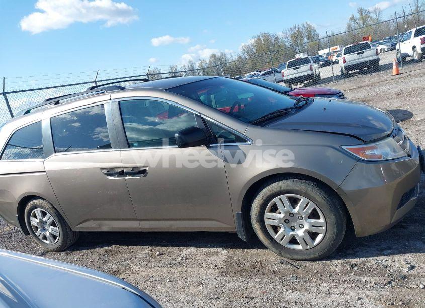 Photo 13 of 2012 Honda Odyssey LX (VIN 5FNRL5H29CB091860)