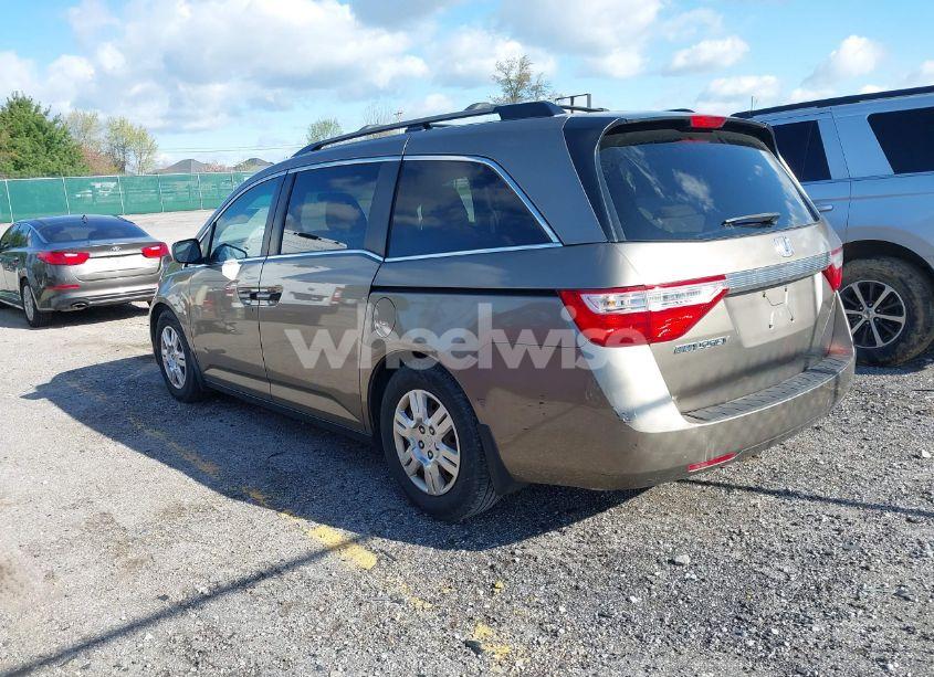 Photo 3 of 2012 Honda Odyssey LX (VIN 5FNRL5H29CB091860)